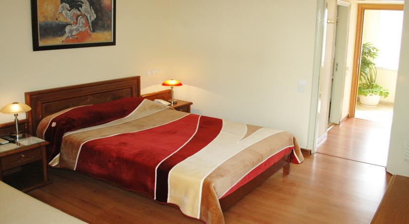 Omiros Hotel เอเธนส์ ภายนอก รูปภาพ
